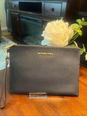 Michael Kors Navy Blue Leather Wristlet Clutch